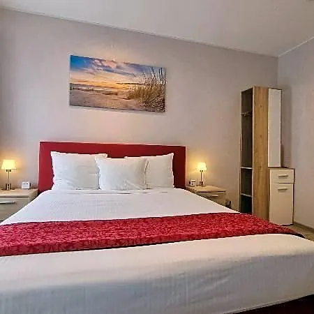 Hotel Cardiff 3*